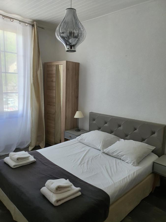 Ma Petite Auberge Castellane Exterior photo